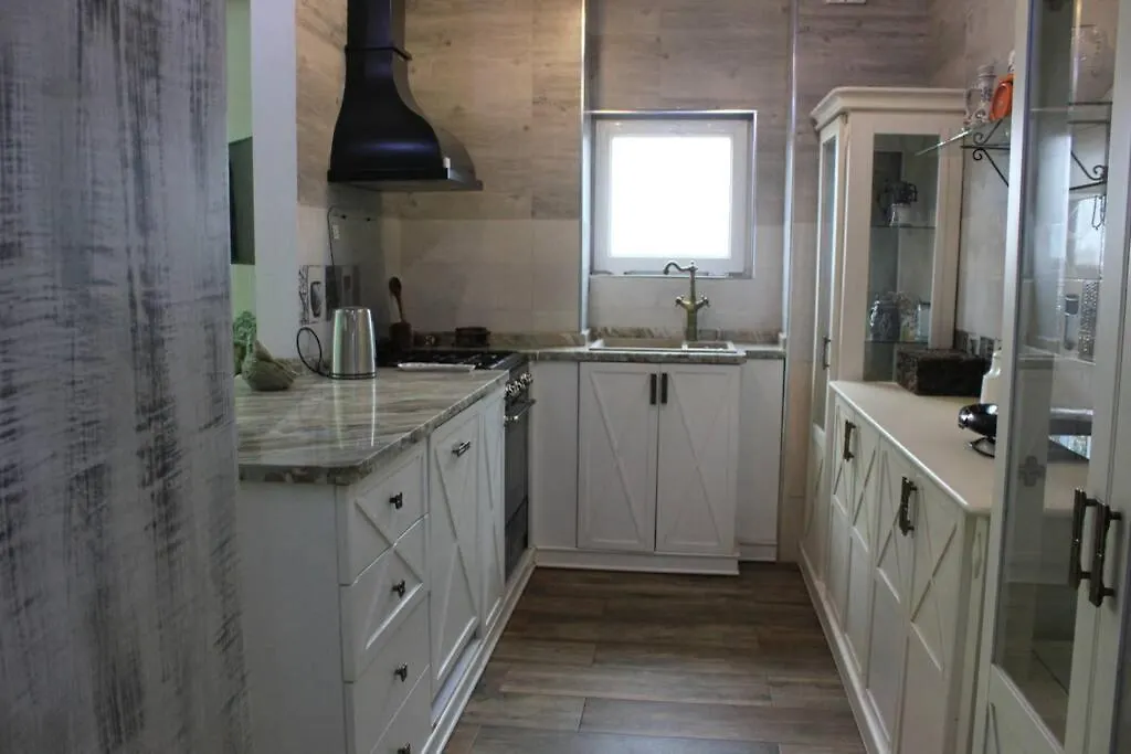 Elegant 1-Bed Room Apartment Batumi 0*,